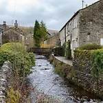 Wharfe - Complimentary Access *